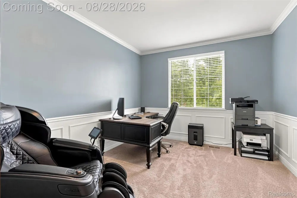 55586 Snead Drive Macomb Township, MI 48042