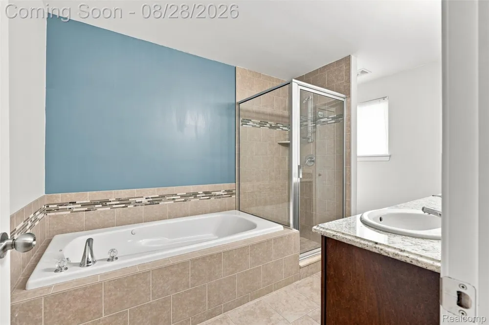 55586 Snead Drive Macomb Township, MI 48042