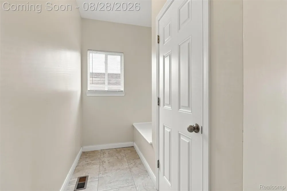 55586 Snead Drive Macomb Township, MI 48042