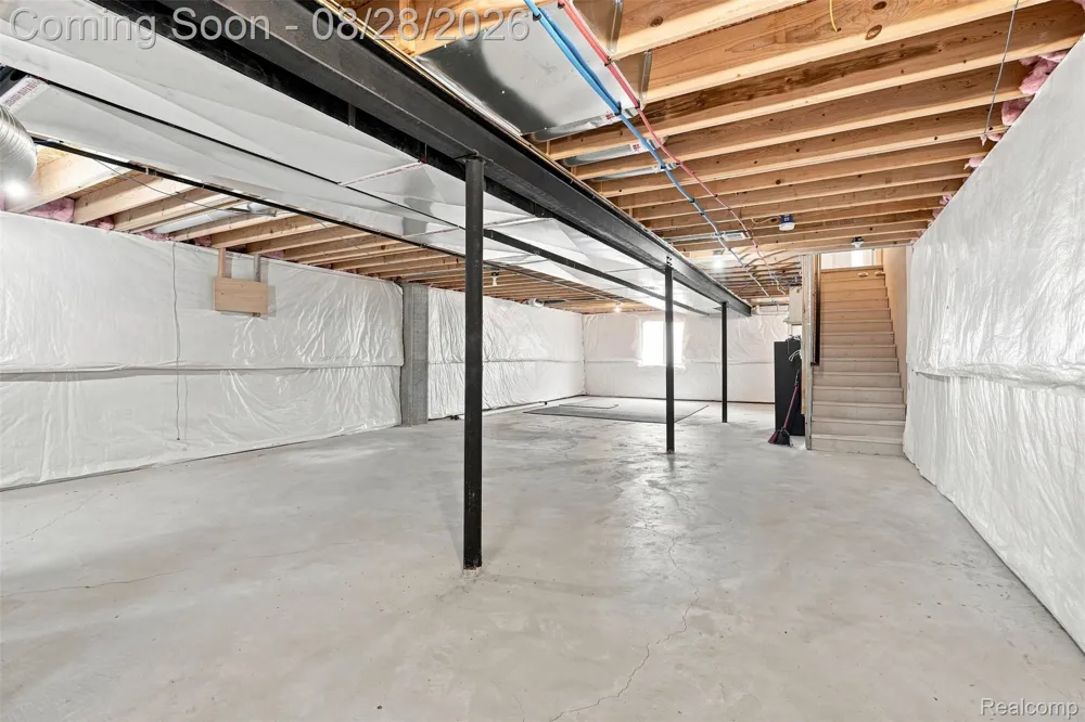 55586 Snead Drive Macomb Township, MI 48042