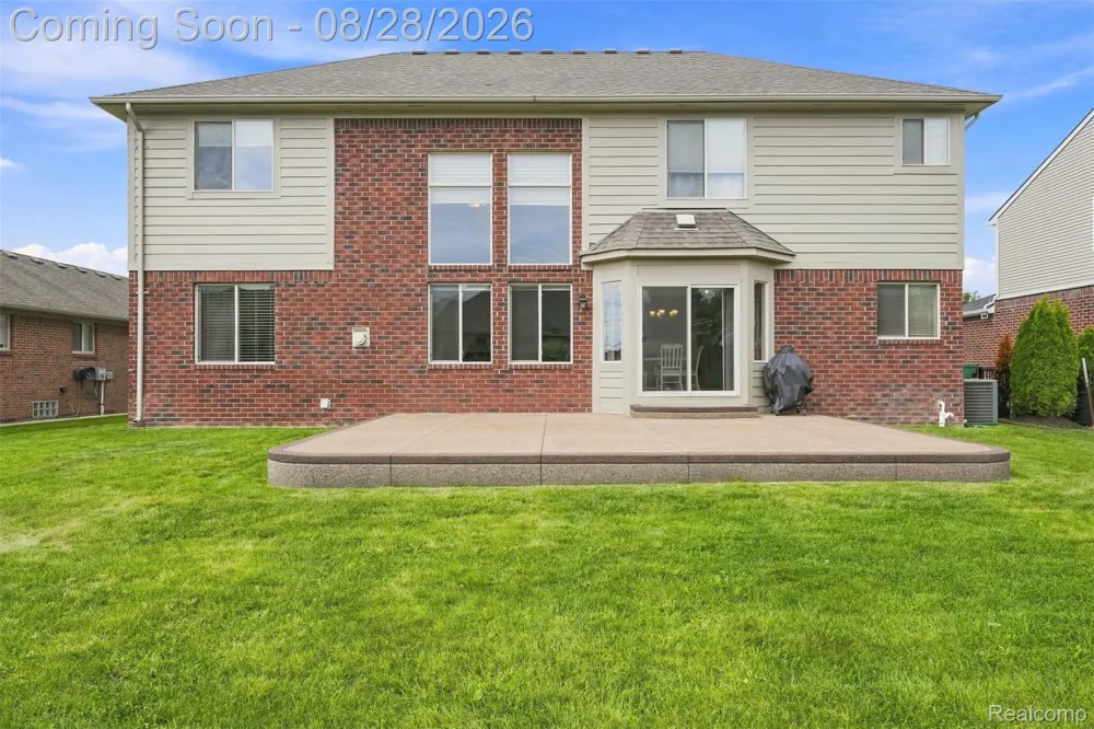 55586 Snead Drive Macomb Township, MI 48042