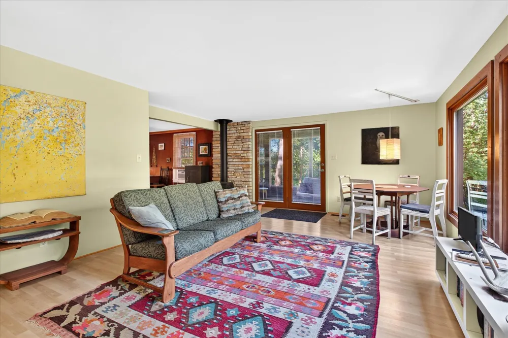 7841 W East Road Chikaming Township, MI 49128