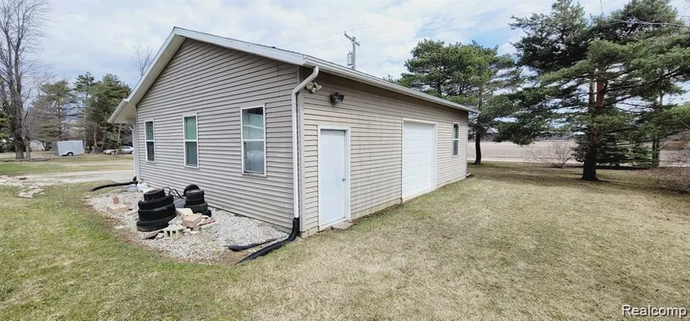 2611 Miller Road Berlin Township, MI 48002