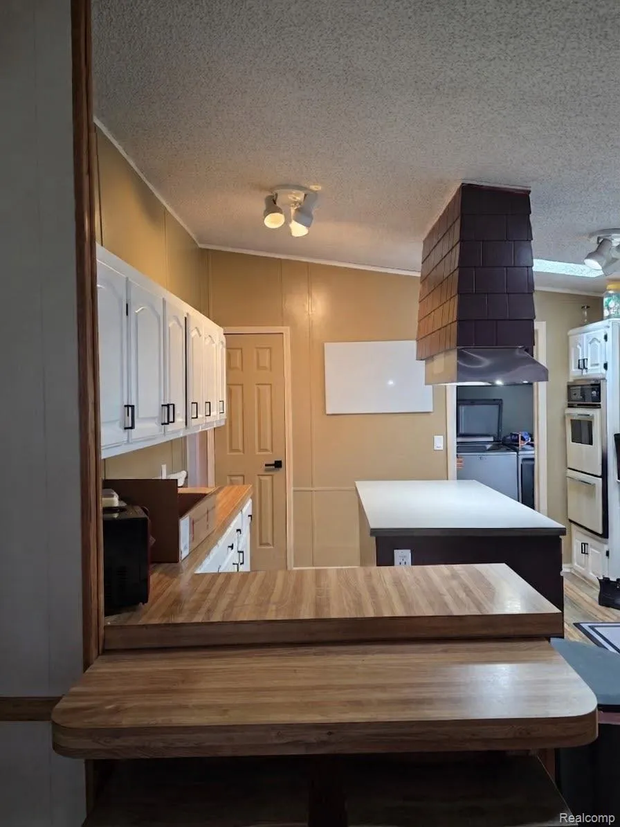 2611 Miller Road Berlin Township, MI 48002