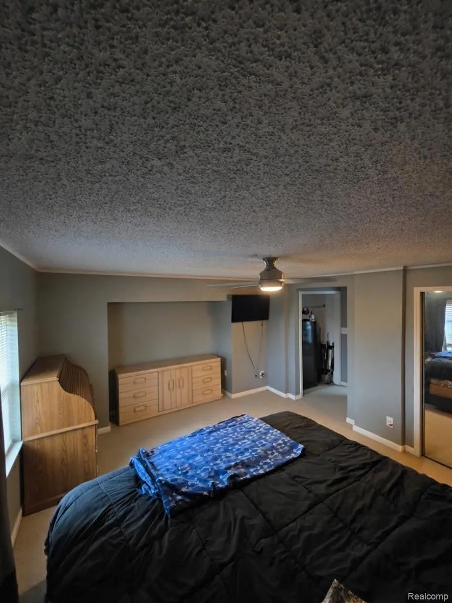 2611 Miller Road Berlin Township, MI 48002