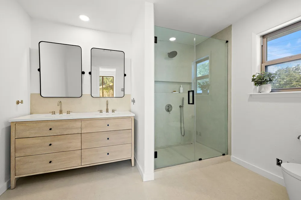 4014 Greystone Drive Austin, TX 78731