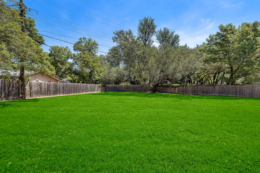 4014 Greystone Drive Austin, TX 78731