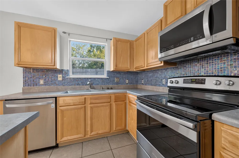 13636 Merseyside Drive Pflugerville, TX 78660
