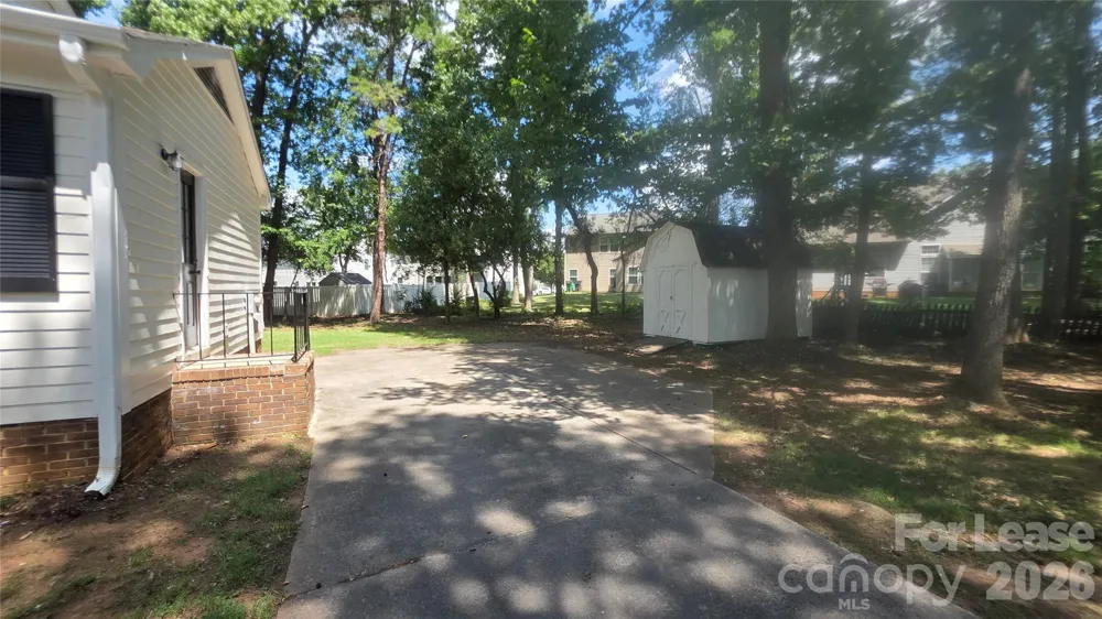 6504 Olde Savannah Road Charlotte, NC 28227