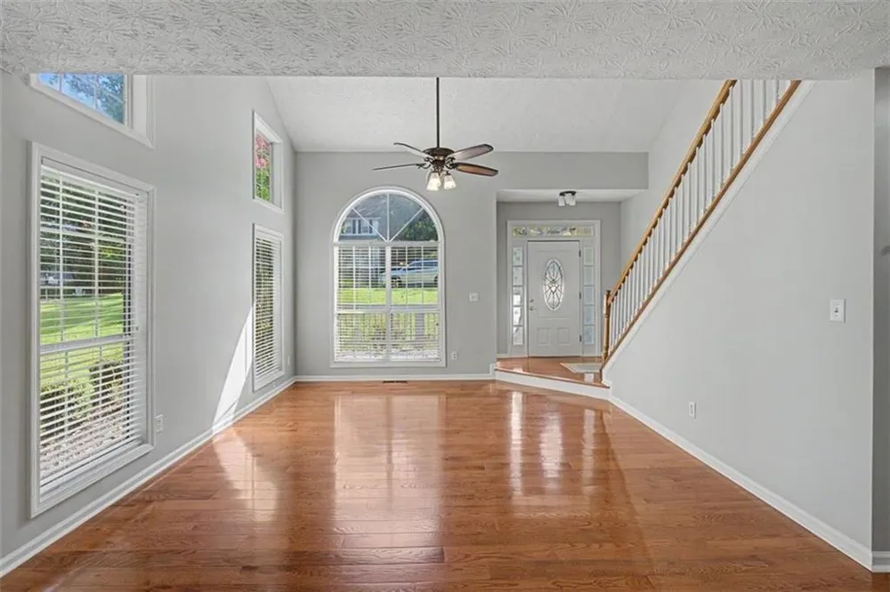 1011 Braelin Court Woodstock, GA 30189