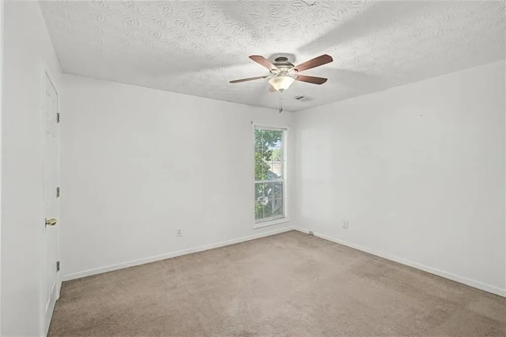 1011 Braelin Court Woodstock, GA 30189