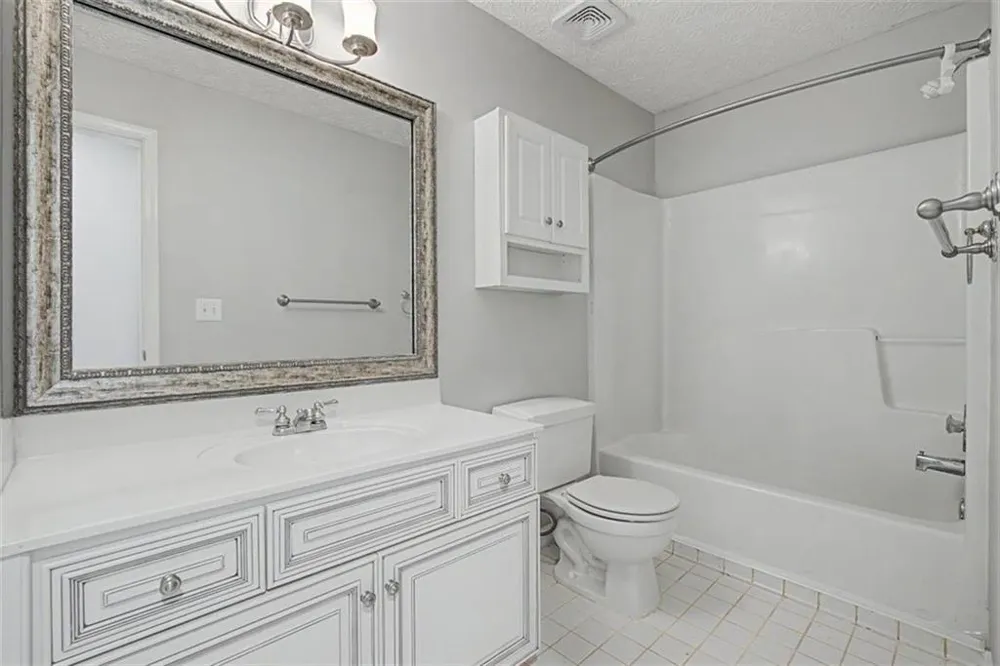 1011 Braelin Court Woodstock, GA 30189
