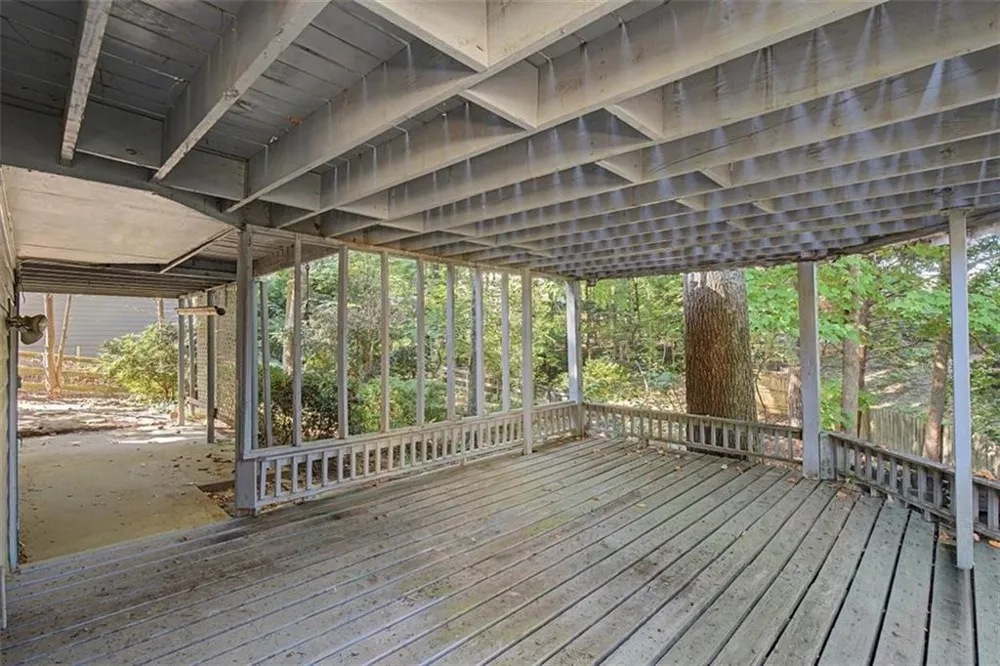 1011 Braelin Court Woodstock, GA 30189