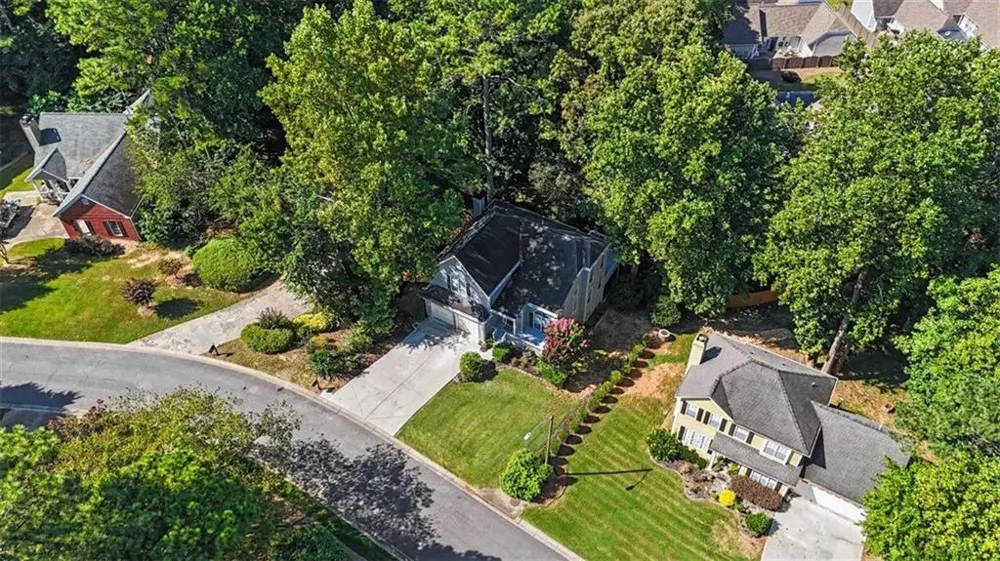 1011 Braelin Court Woodstock, GA 30189