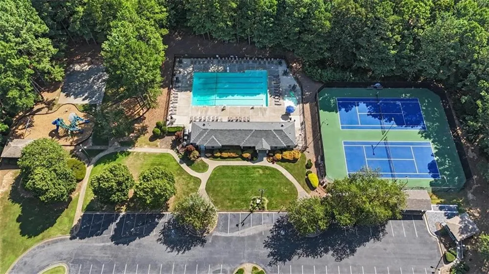 1011 Braelin Court Woodstock, GA 30189
