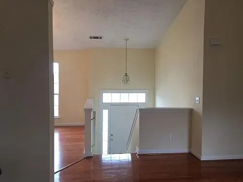 8257 Mountain Pass Riverdale, GA 30274