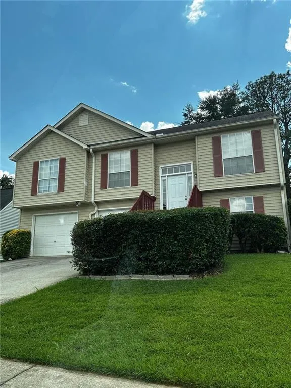 8257 Mountain Pass Riverdale, GA 30274