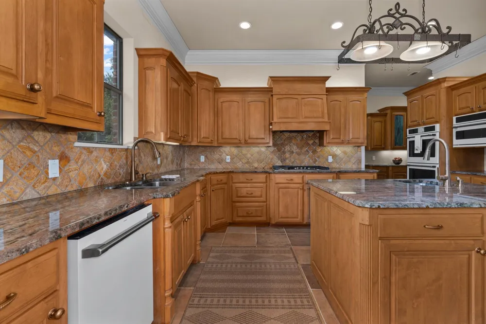 1170 Waters Edge Circle Shreveport, LA 71106
