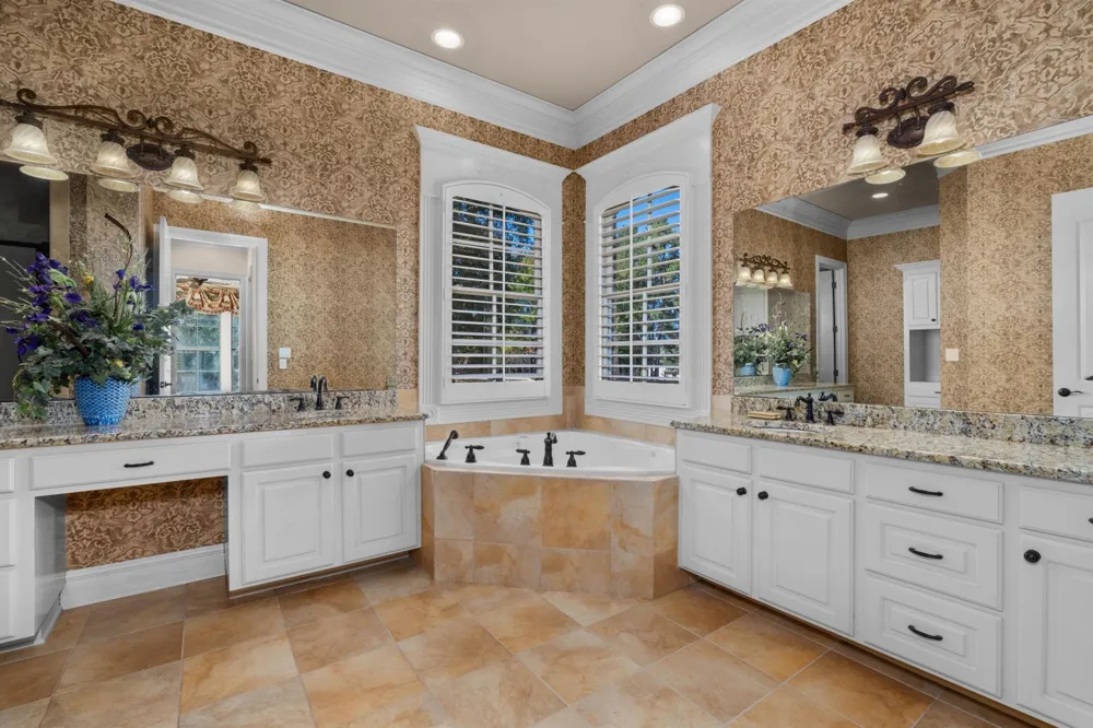 1170 Waters Edge Circle Shreveport, LA 71106