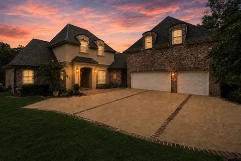 1170 Waters Edge Circle
