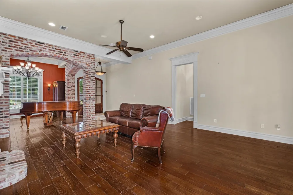 1170 Waters Edge Circle Shreveport, LA 71106