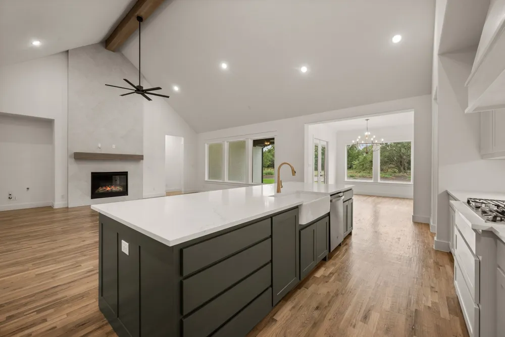 6009 Rolling Creek Court Aledo, TX 76008