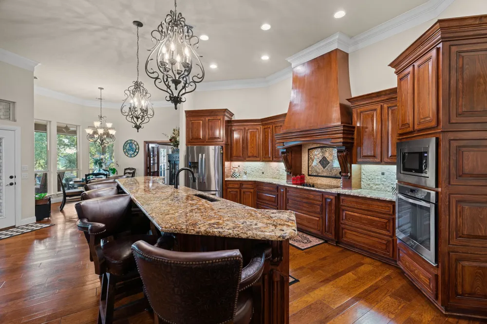 173 Oakwood Trail Eastland, TX 76448