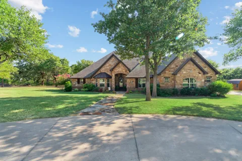 173 Oakwood Trail