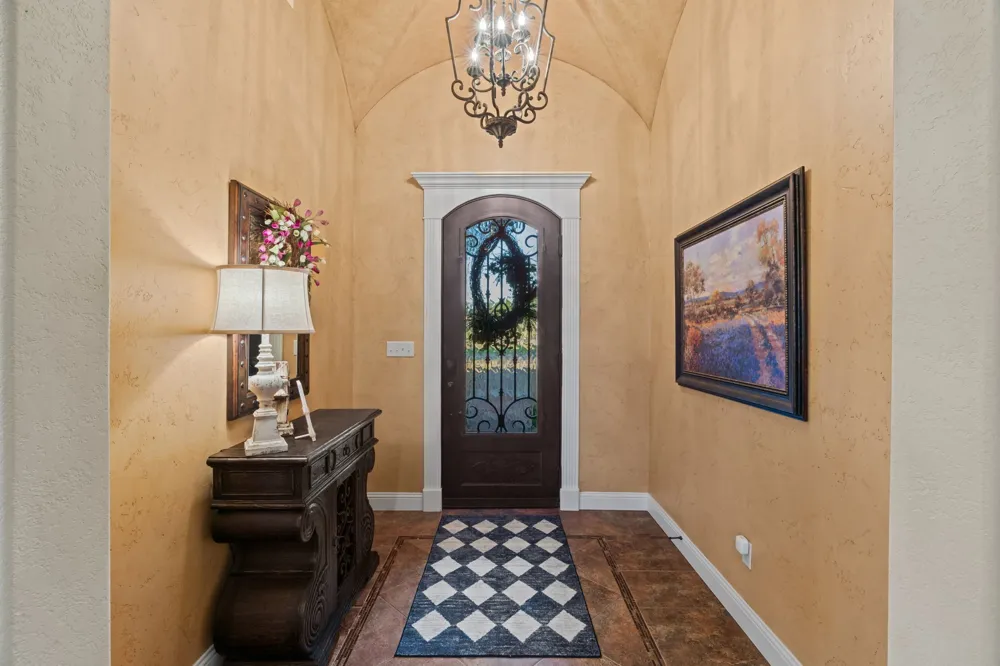 173 Oakwood Trail Eastland, TX 76448