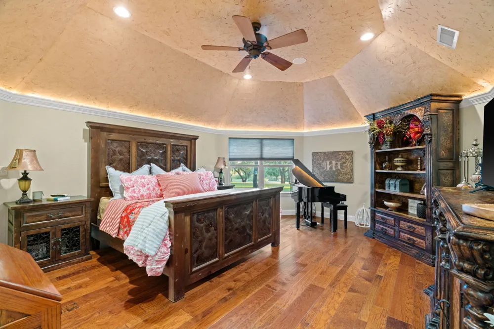 173 Oakwood Trail Eastland, TX 76448