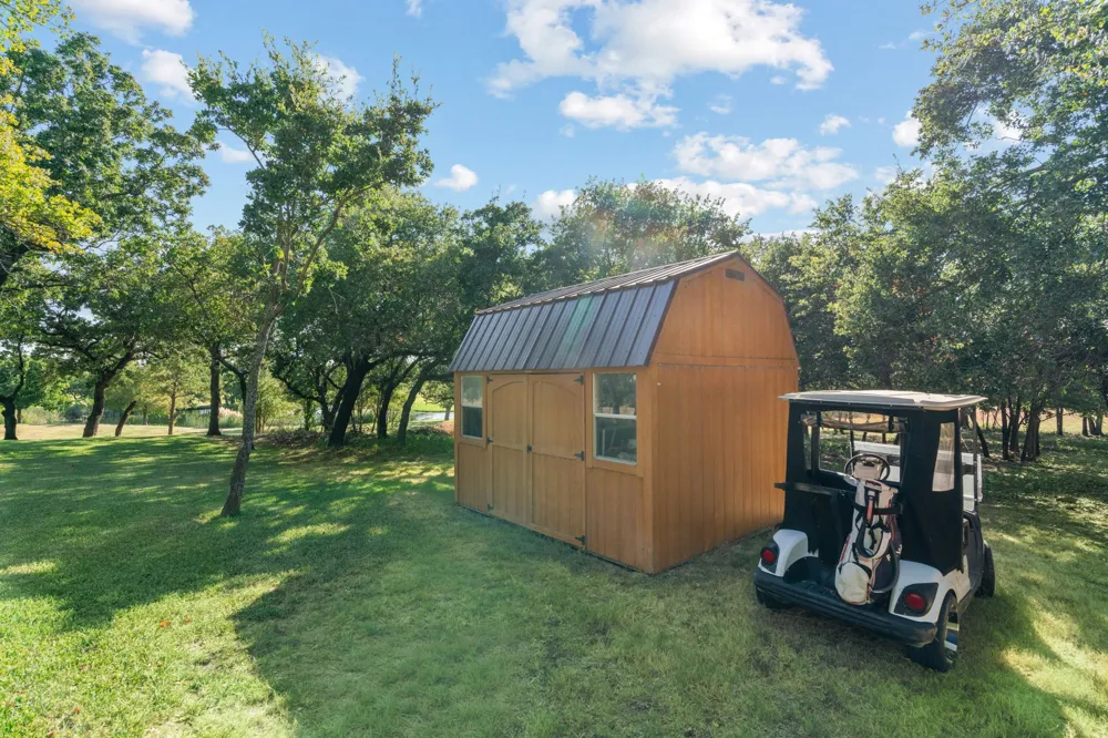 173 Oakwood Trail Eastland, TX 76448