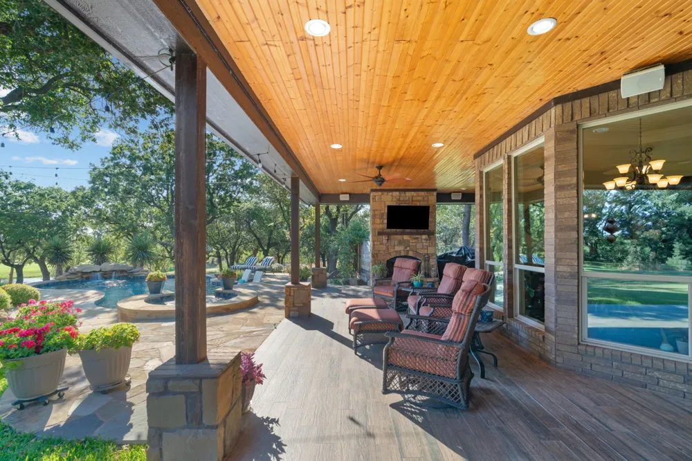 173 Oakwood Trail Eastland, TX 76448
