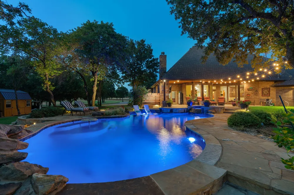 173 Oakwood Trail Eastland, TX 76448