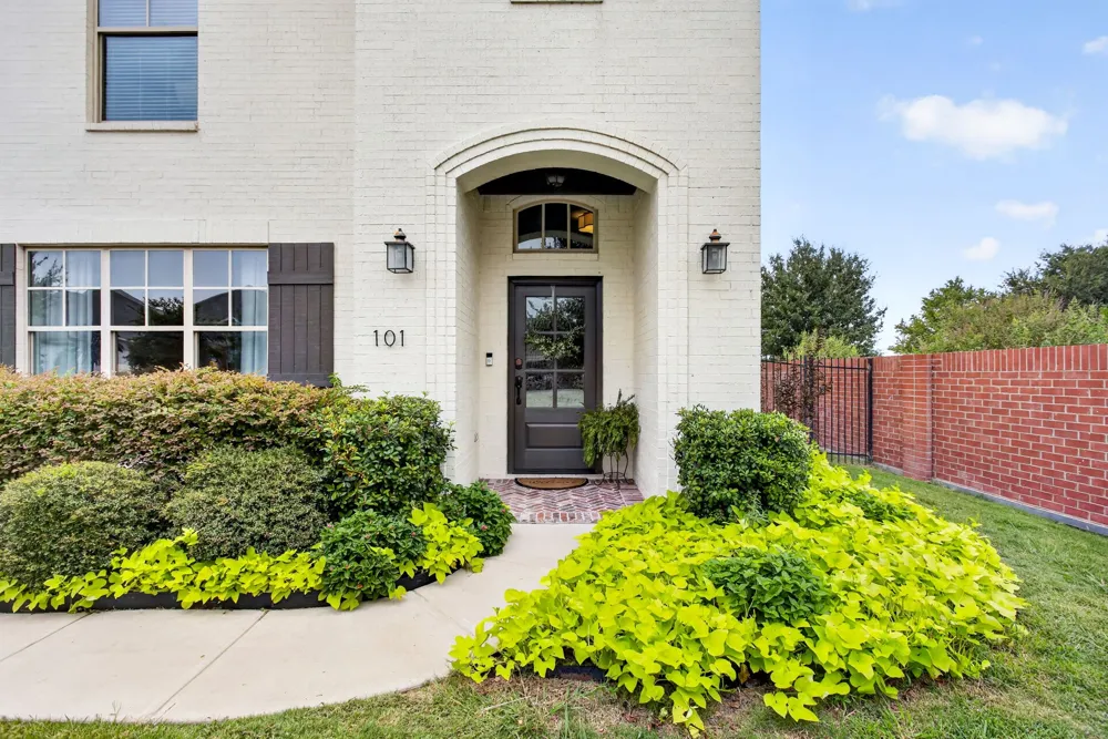 101 Parkview Drive Aledo, TX 76008