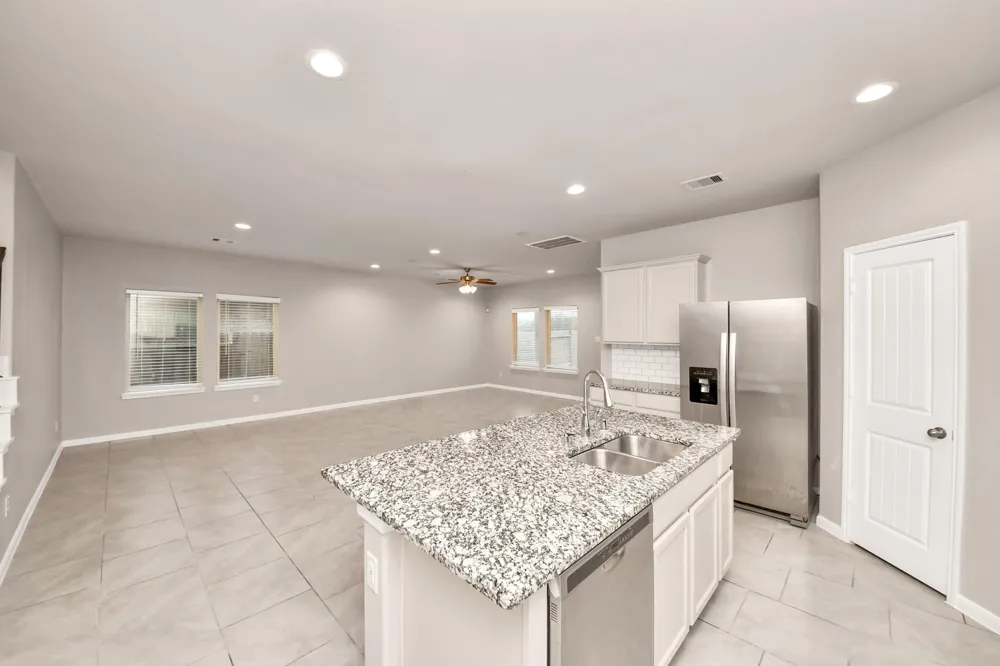 5646 Pleasant Falls Drive Richmond, TX 77407