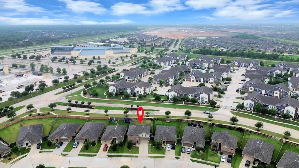 5646 Pleasant Falls Drive Richmond, TX 77407