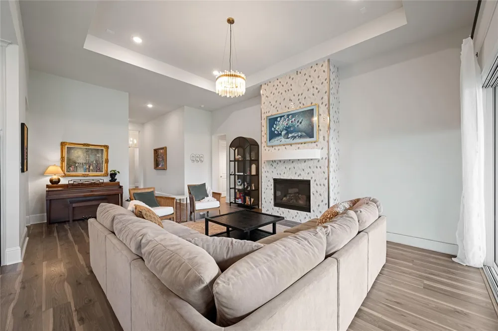 622 Platinum Stone Lane Pinehurst, TX 77362