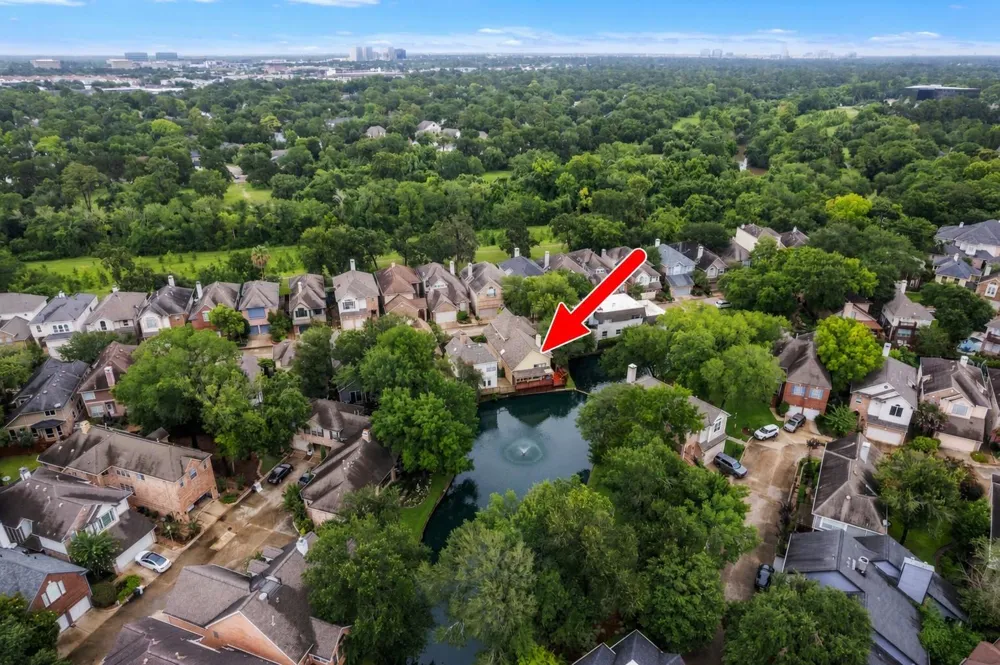 12853 Kingsbridge Lane Houston, TX 77077