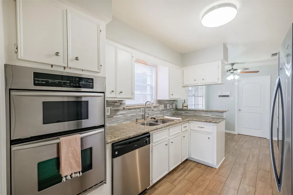 2326 Bright Meadows Drive Missouri City, TX 77489