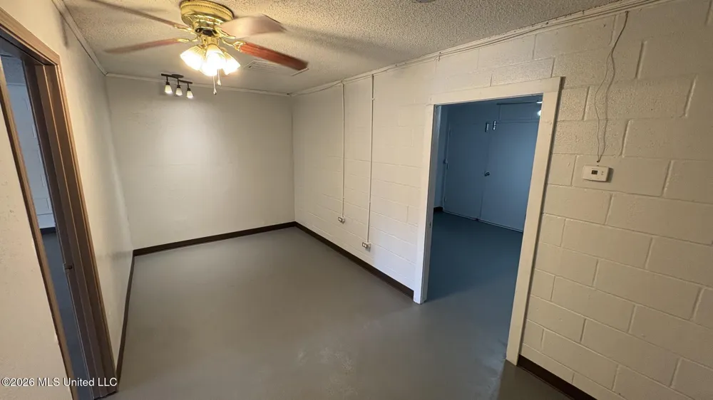 525 E Central Avenue Wiggins, MS 39577