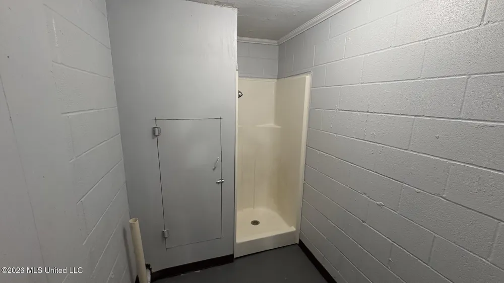 525 E Central Avenue Wiggins, MS 39577