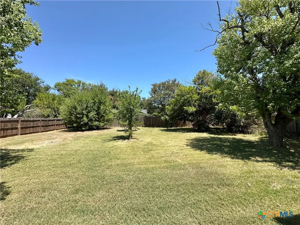 3906 Chisholm Trail Temple, TX 76504