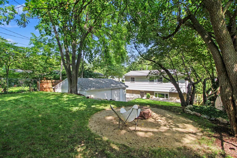 815 Sunrise Court Ann Arbor, MI 48103