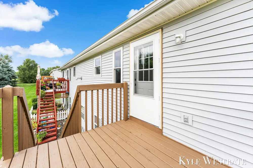 613 Trinity Drive ##2 Caledonia, MI 49316