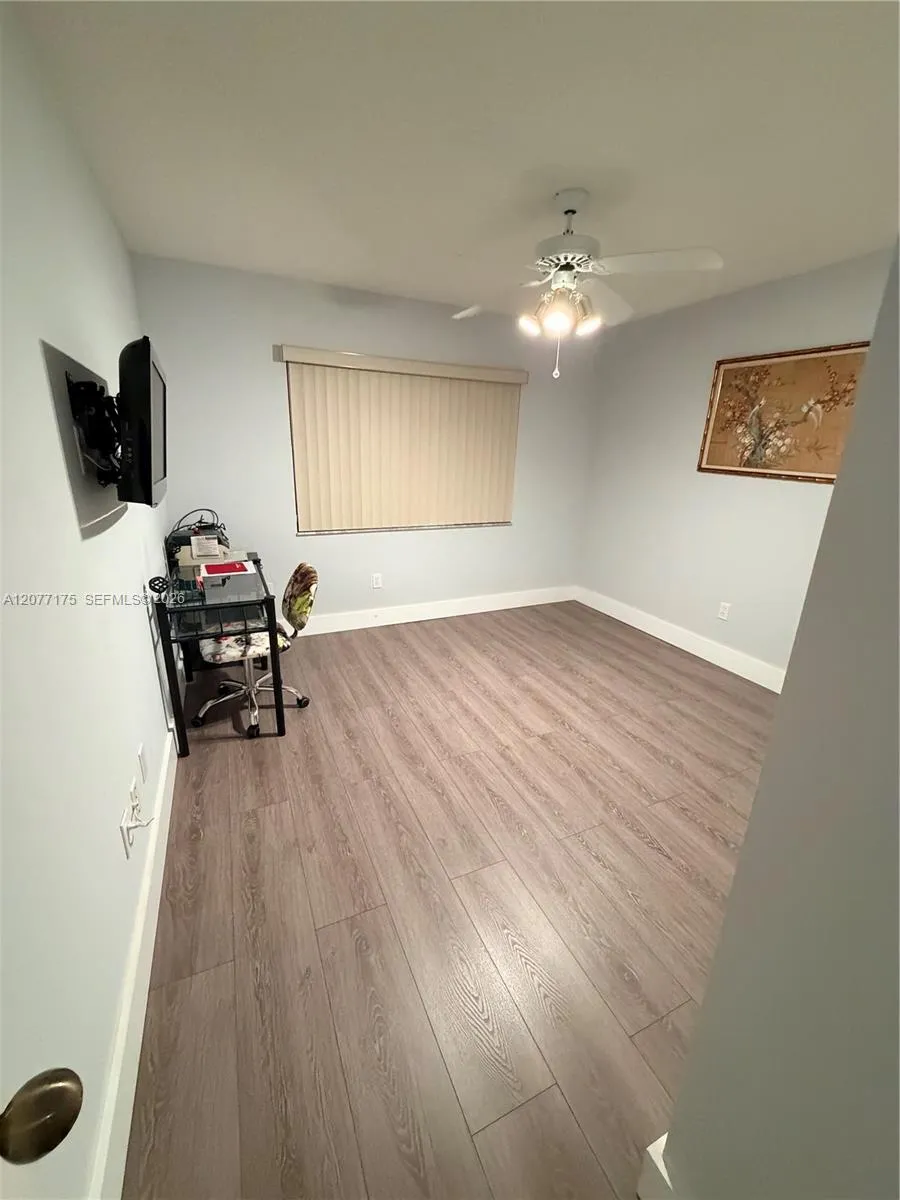 10847 W Clairmont Cir #302 Tamarac, FL 33321