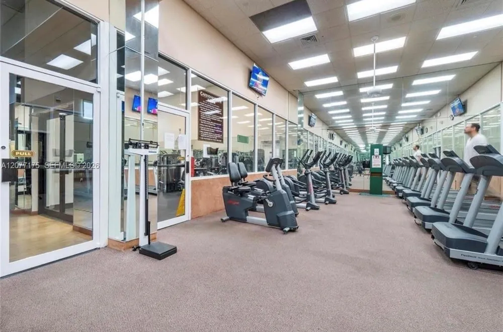 10847 W Clairmont Cir #302 Tamarac, FL 33321