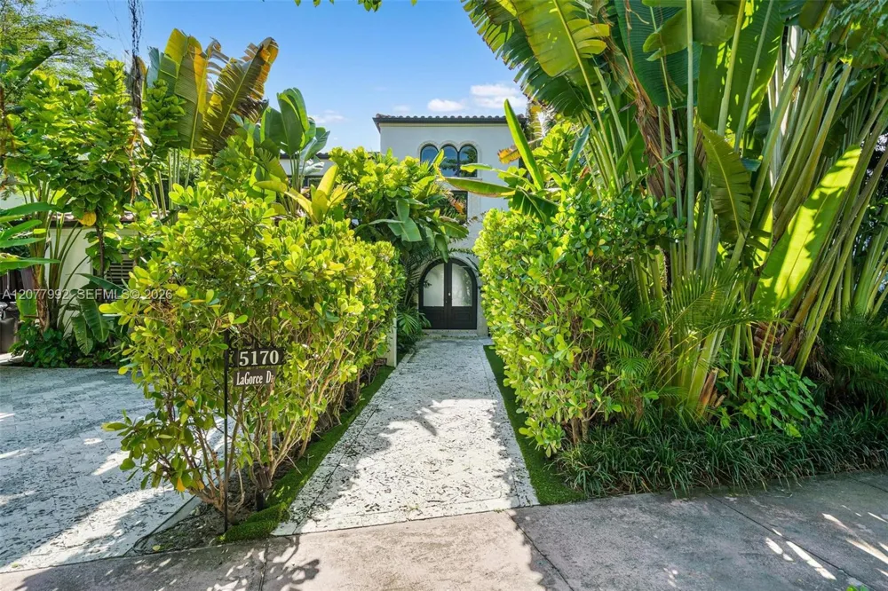 5170 La Gorce Dr Miami Beach, FL 33140