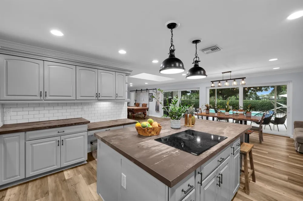 64 SE Turtle Creek Drive Tequesta, FL 33469