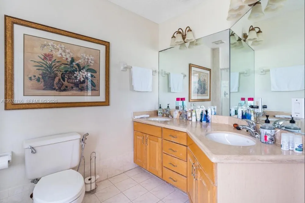 17122 SW 156th Ct Miami, FL 33187