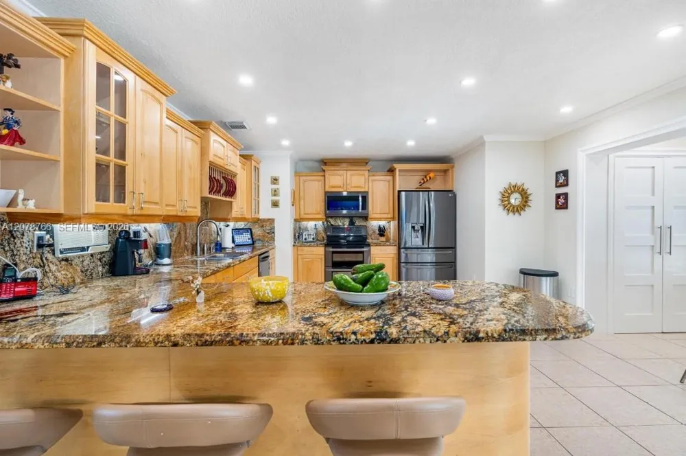 17122 SW 156th Ct Miami, FL 33187